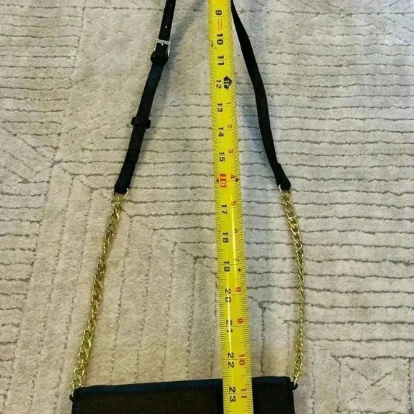 Stella and Max Leather Crossbody Smartphone Wallet Color: Black - Picture 6 of 7